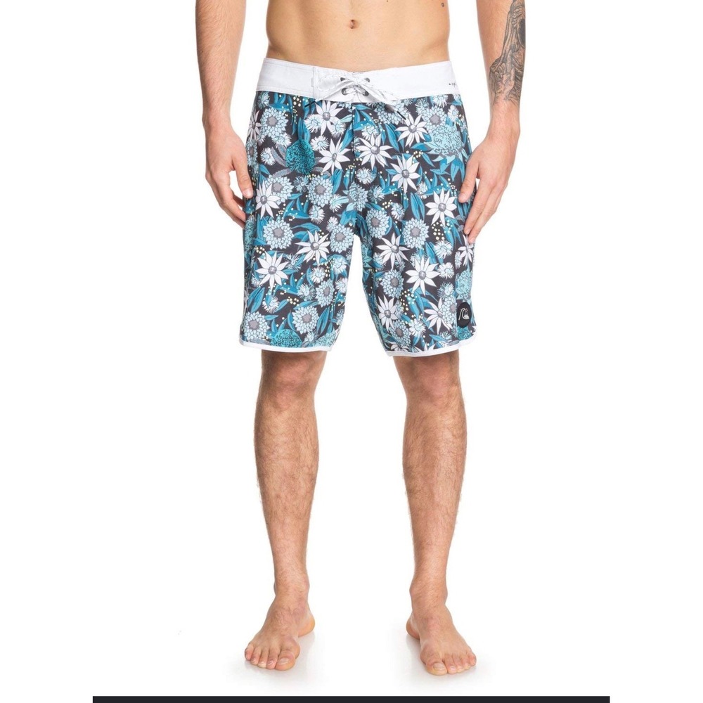 Quiksilver Highline Bush Bandit 19 Boardshorts 33 Floral Surf Swim
